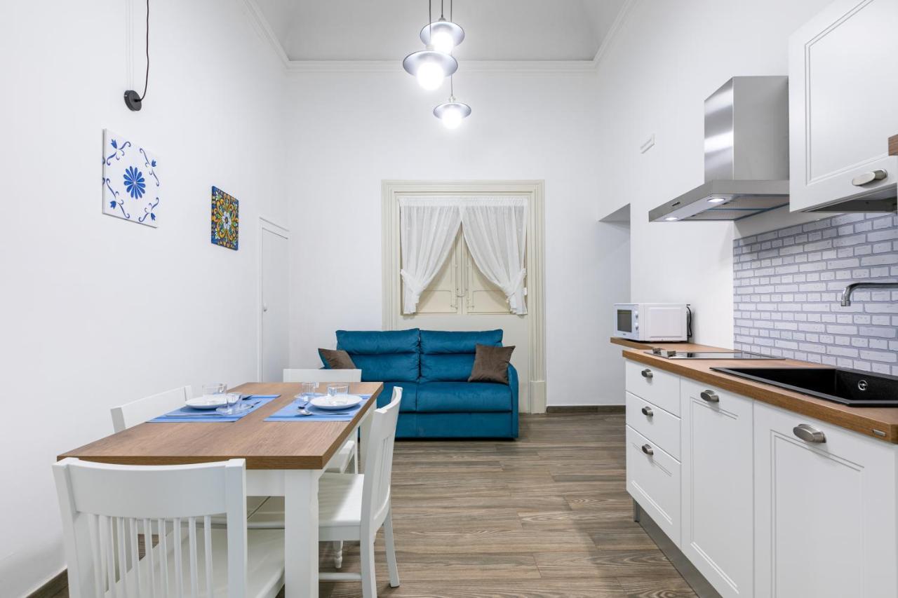 Vittorio Emanuele Charming Central Flats Palermo Exterior photo